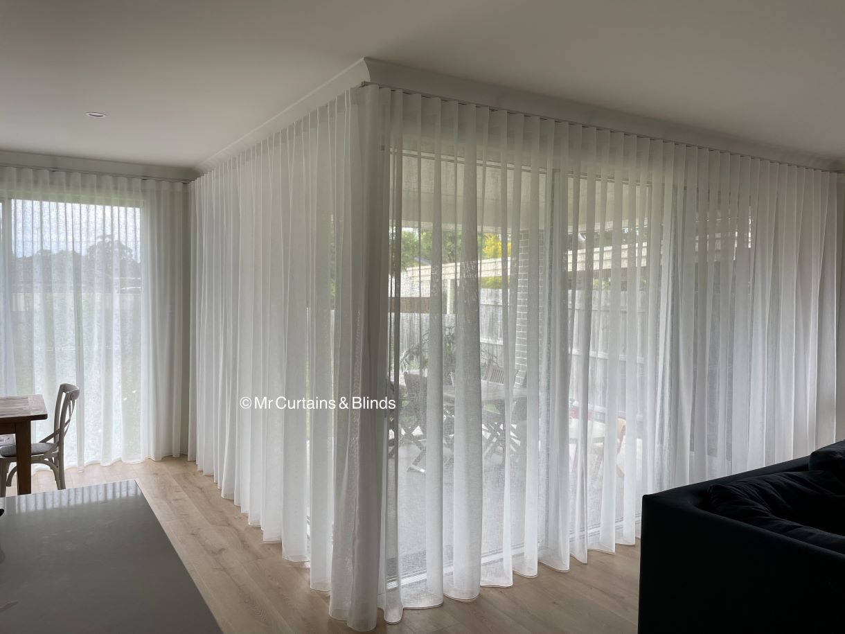 Sfold Sheer Curtains Corner