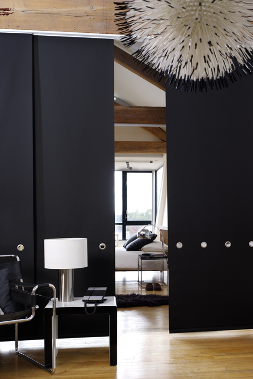 carnivaleyelet main2